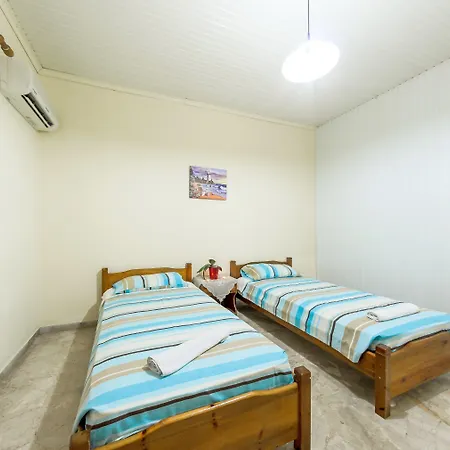 アパート Borsalino & *