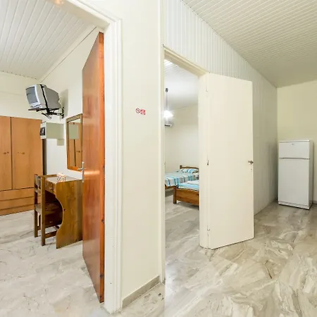 Borsalino & アパート ラガナス